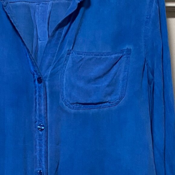 Velvet Heart, long sleeve, neon powder blue, button-down blouse, size XL - Picture 4 of 10